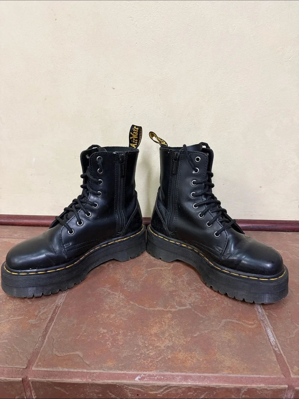 Dr. Martens JADON BOOT SMOOTH LEATHER PLATFORMS - Picture 3 of 10